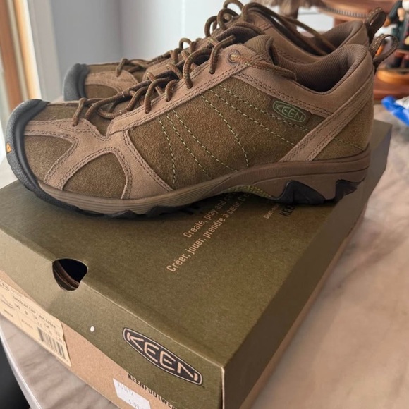 Keen Shoes - KEEN Women's Brown Athletic Shoes